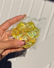 Load image into Gallery viewer, Glitter Paw Squishy
