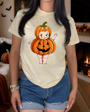 Load image into Gallery viewer, Q-Pie Pumpkin Tshirt
