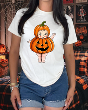 Load image into Gallery viewer, Q-Pie Pumpkin Tshirt
