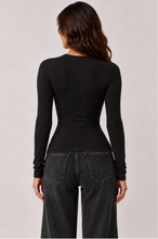 Load image into Gallery viewer, Crew Neck Long Sleeve Top
