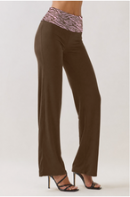 Load image into Gallery viewer, Straight Leg Pants With Printed Waistband
